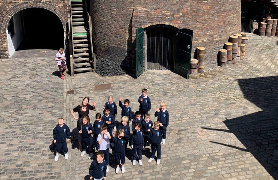 Gladstone Pottery Trip